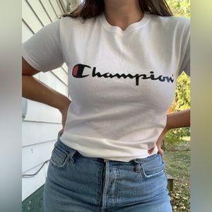 Champion Tee shirt size medium !